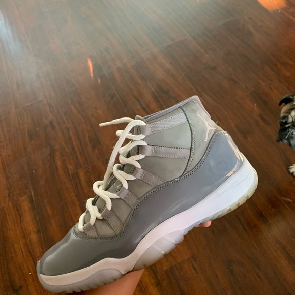 Jordan 11 cool greys - Picture 2 of 5